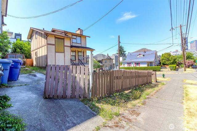 1601 E Alder Street, Seattle, WA 98122