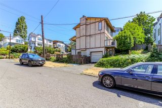1601 E Alder Street, Seattle, WA 98122