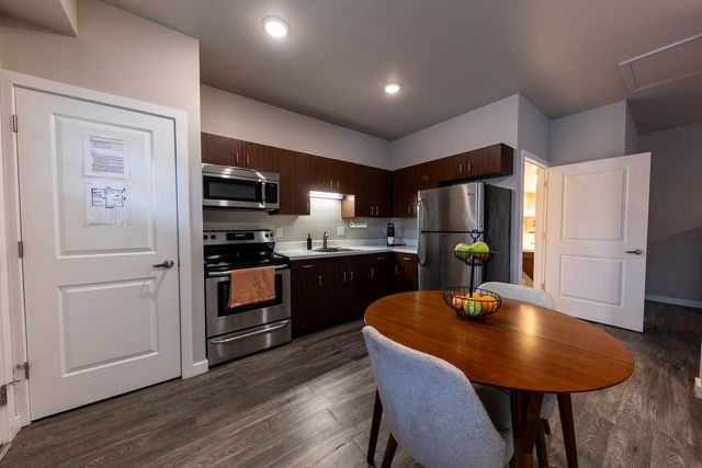 619 E Eighth, Traverse City, MI 49686