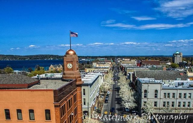 619 E Eighth, Traverse City, MI 49686