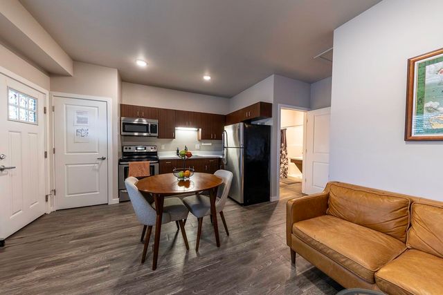 619 E Eighth, Traverse City, MI 49686