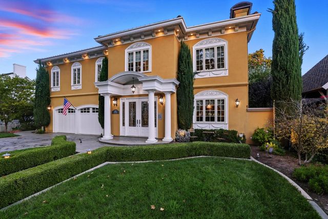 1335 38th St, Sacramento, CA 95816