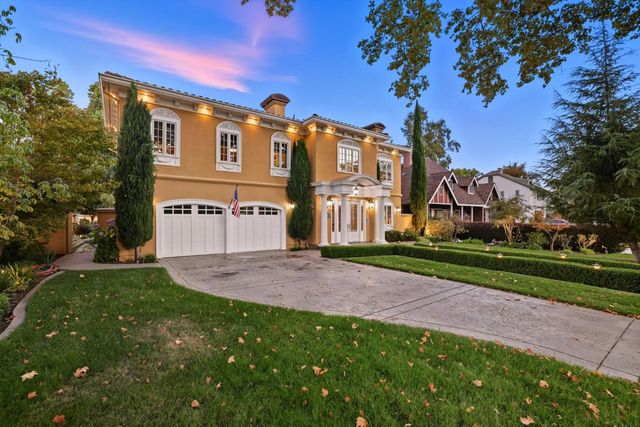 1335 38th St, Sacramento, CA 95816