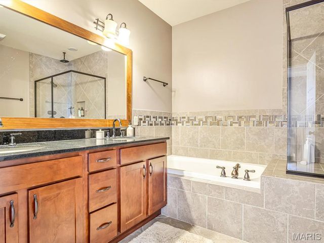 301 McClelland Drive, Troy, IL 62294