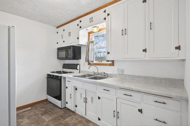 3137 Florida Avenue S, Saint Louis Park, MN 55426