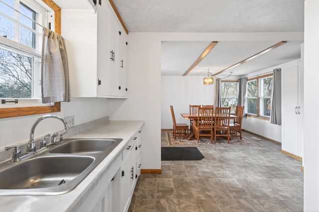 3137 Florida Avenue S, Saint Louis Park, MN 55426