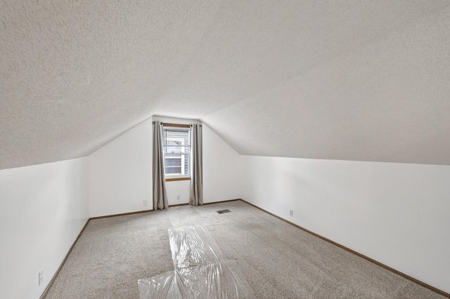 3137 Florida Avenue S, Saint Louis Park, MN 55426