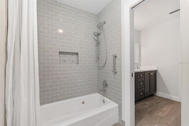 1123 NW 58TH TERRACE, Gainesville, FL 32605