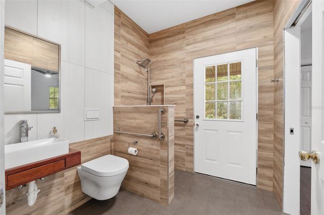 1123 NW 58TH TERRACE, Gainesville, FL 32605
