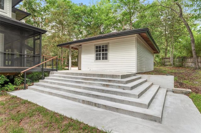 1123 NW 58TH TERRACE, Gainesville, FL 32605
