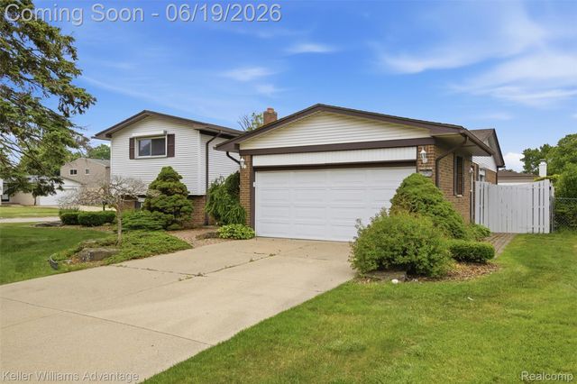 35729 Duke Drive, Sterling Heights, MI 48310