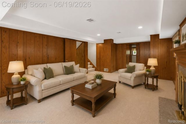 35729 Duke Drive, Sterling Heights, MI 48310