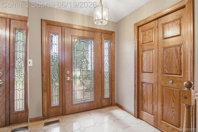 35729 Duke Drive, Sterling Heights, MI 48310