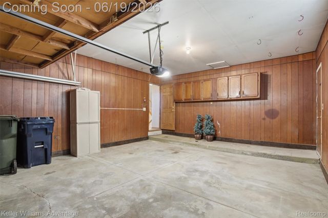 35729 Duke Drive, Sterling Heights, MI 48310