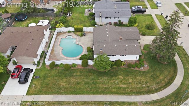 35729 Duke Drive, Sterling Heights, MI 48310