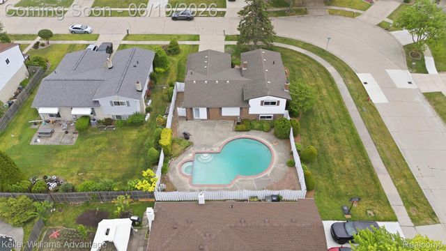 35729 Duke Drive, Sterling Heights, MI 48310