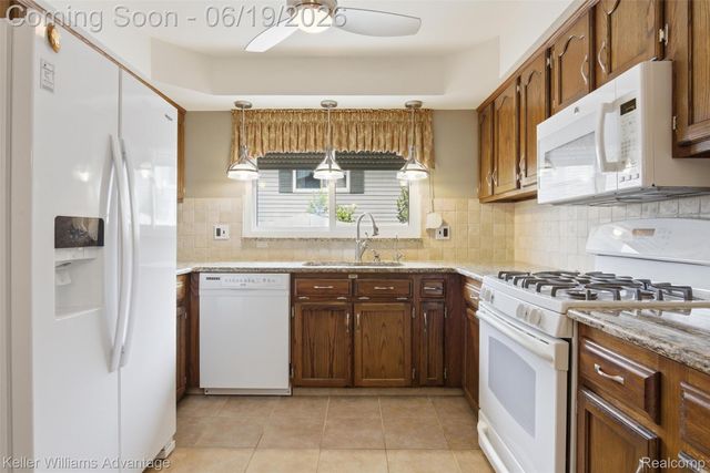 35729 Duke Drive, Sterling Heights, MI 48310