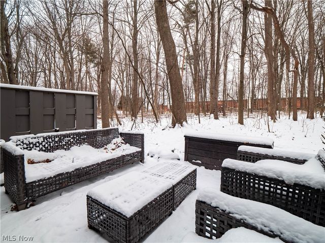 1943 Savannah, Westlake, OH 44145