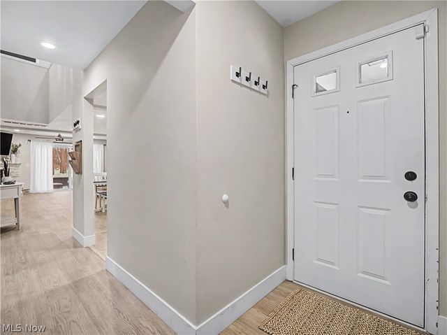 1943 Savannah, Westlake, OH 44145