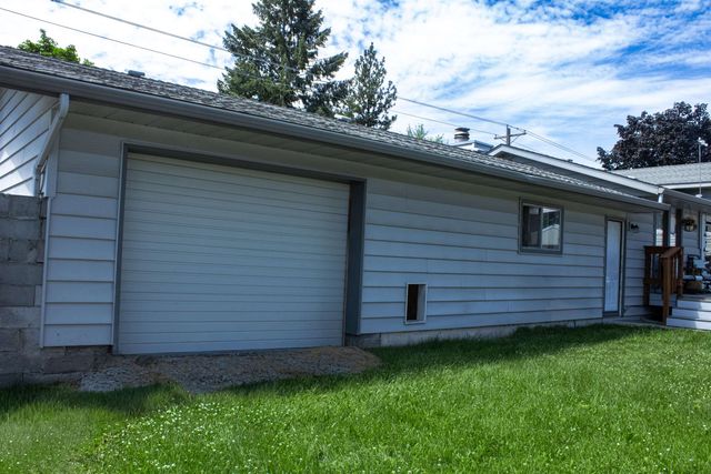 2115 S EVERGREEN Rd, Veradale, WA 99037