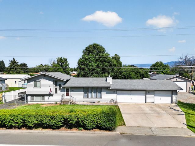 2115 S EVERGREEN Rd, Veradale, WA 99037