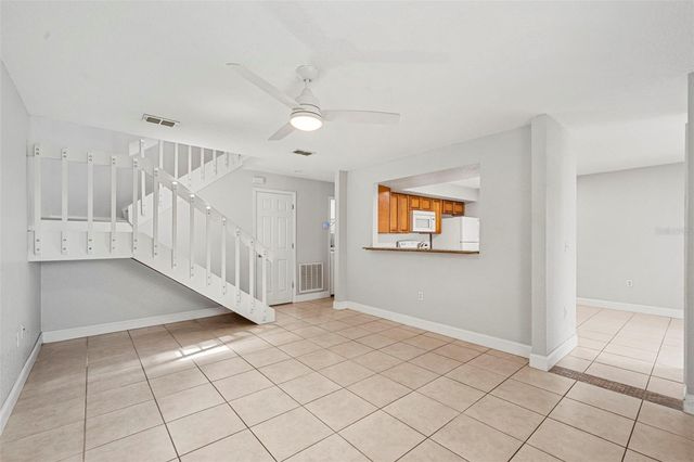 4586 PHEASANT RUN DRIVE 6B, Orlando, FL 32808