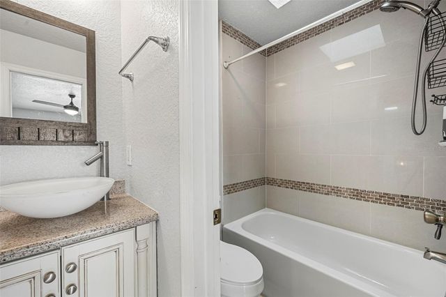 4586 PHEASANT RUN DRIVE 6B, Orlando, FL 32808
