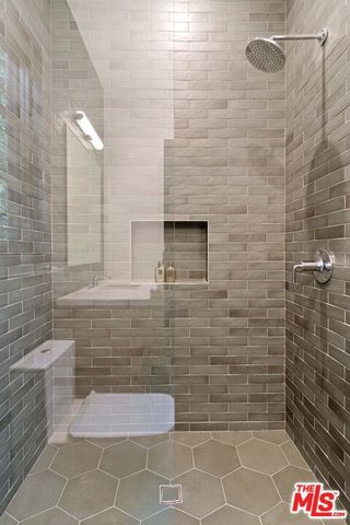5041 Noeline Avenue, Encino (los Angeles), CA 91436