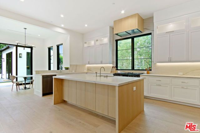 5041 Noeline Avenue, Encino (los Angeles), CA 91436