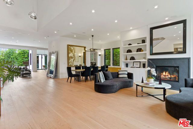 5041 Noeline Avenue, Encino (los Angeles), CA 91436