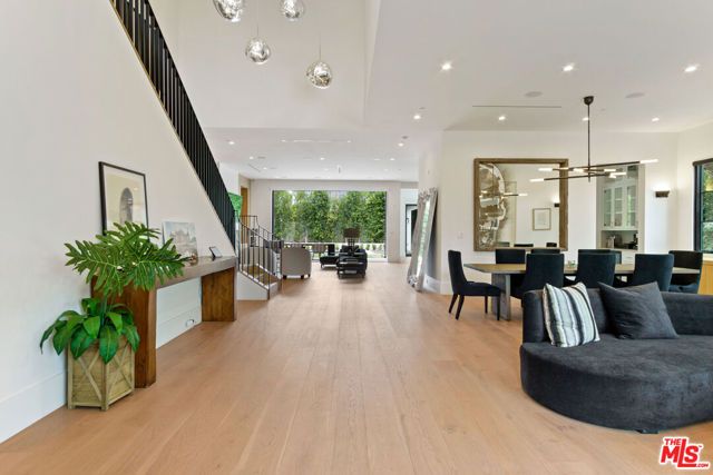 5041 Noeline Avenue, Encino (los Angeles), CA 91436