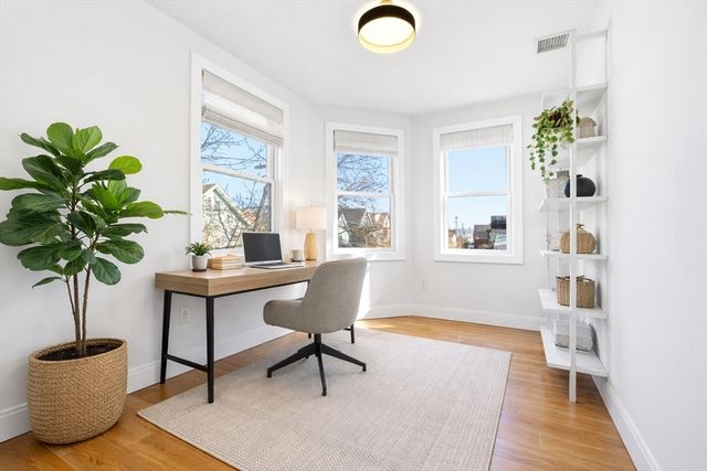 28 Cherry St 28, Medford, MA 02155