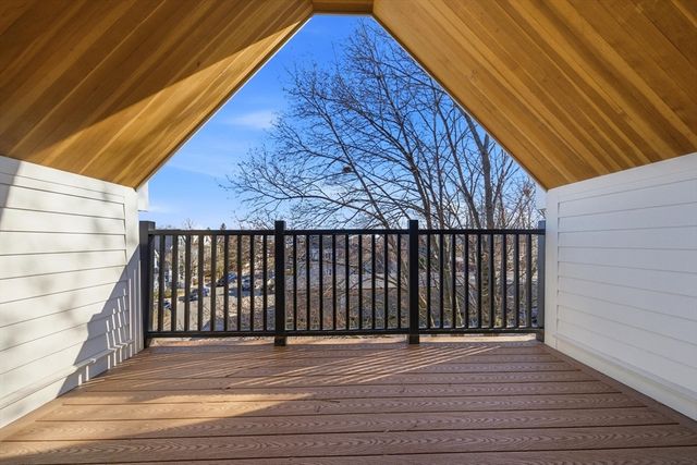 28 Cherry St 28, Medford, MA 02155