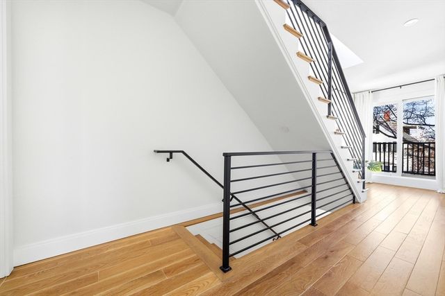 28 Cherry St 28, Medford, MA 02155