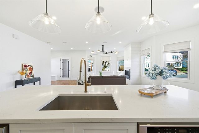 28 Cherry St 28, Medford, MA 02155