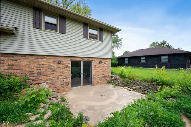 5631 N Olivia Drive, Alexandria, IN 46001