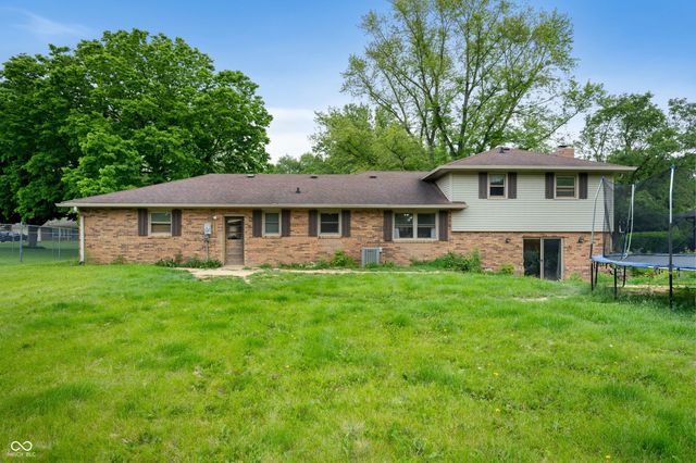 5631 N Olivia Drive, Alexandria, IN 46001