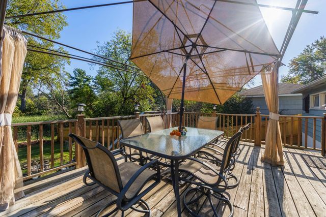 11832 Crawford Road W, Minnetonka, MN 55343