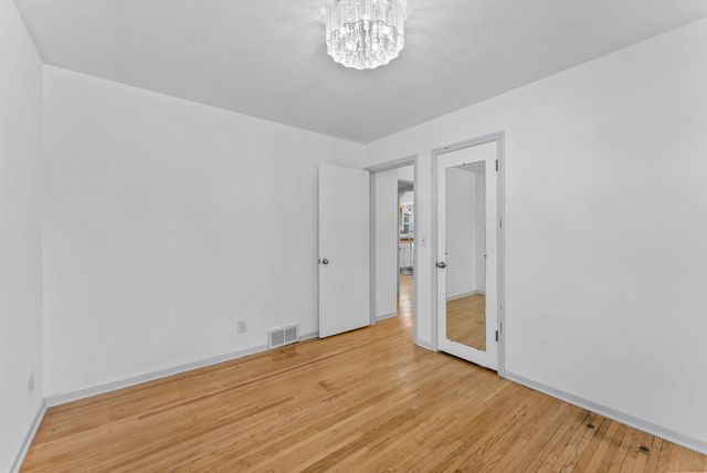 11832 Crawford Road W, Minnetonka, MN 55343