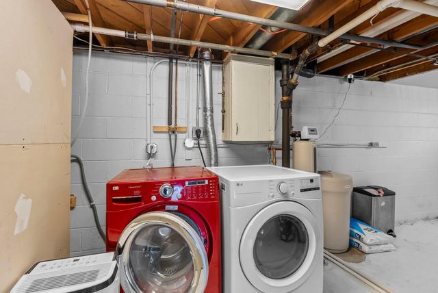 11832 Crawford Road W, Minnetonka, MN 55343