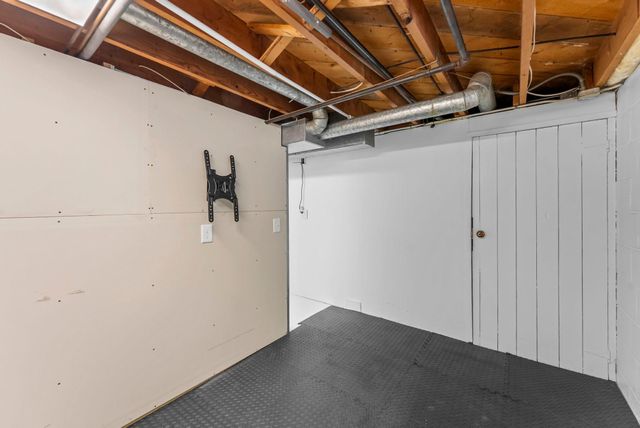 11832 Crawford Road W, Minnetonka, MN 55343