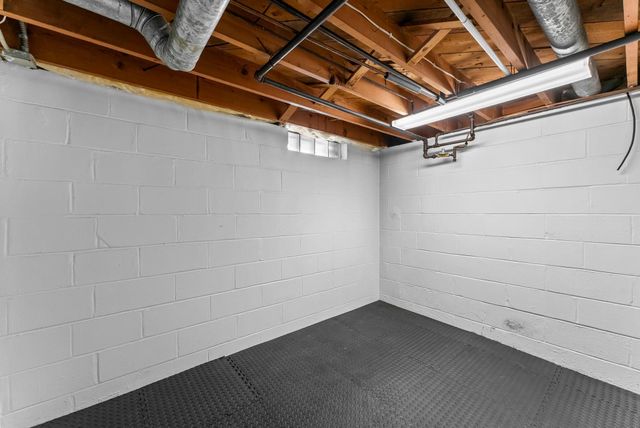 11832 Crawford Road W, Minnetonka, MN 55343