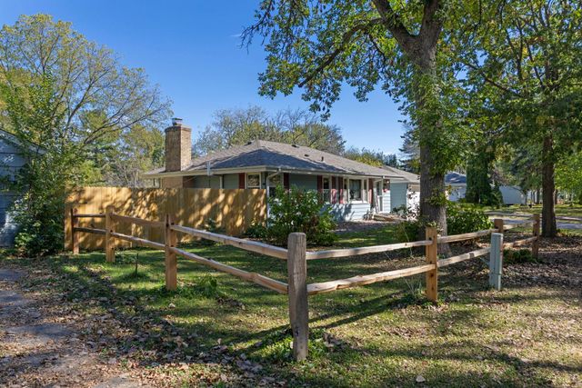 11832 Crawford Road W, Minnetonka, MN 55343