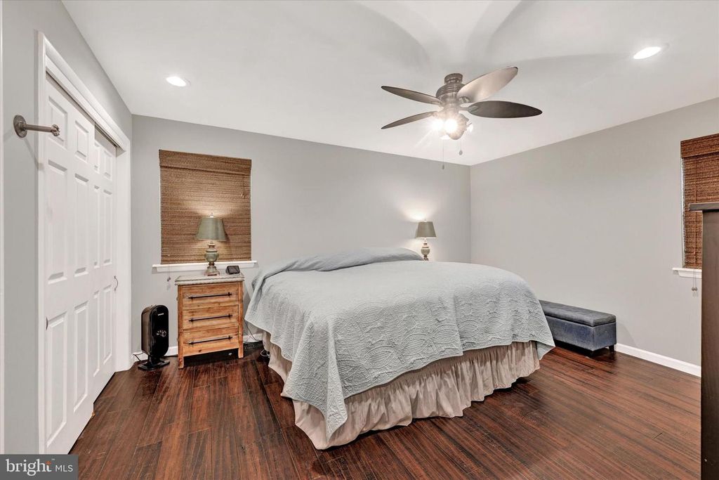 Image 20 of property listing at 4296 WOLF HILL DR, Hampstead, MD 21074