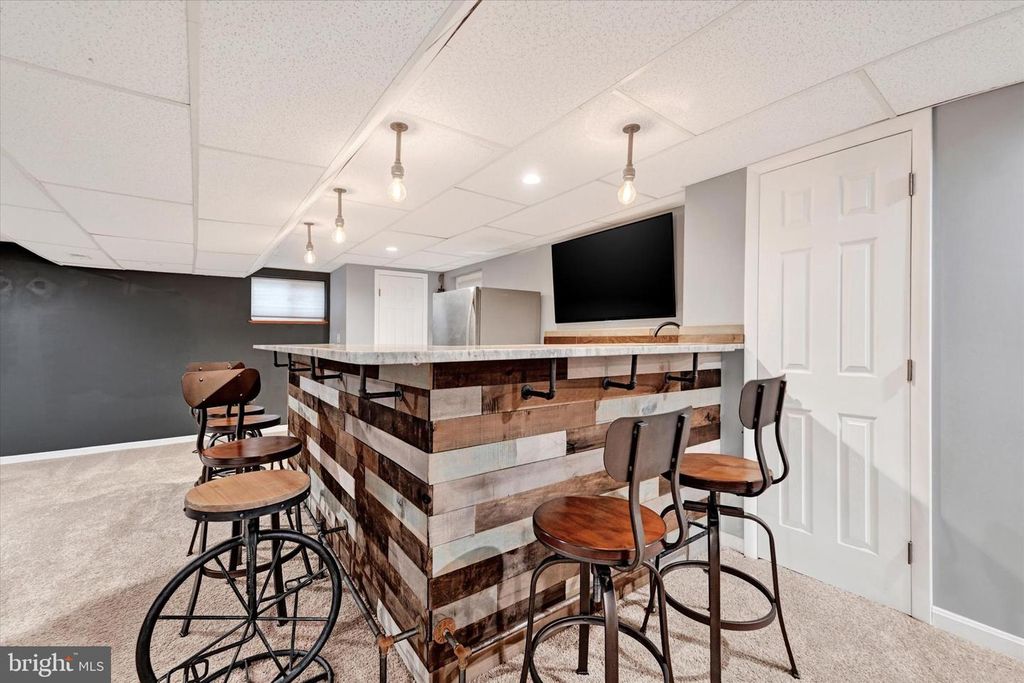Image 35 of property listing at 4296 WOLF HILL DR, Hampstead, MD 21074