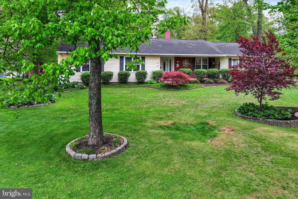 Image 57 of property listing at 4296 WOLF HILL DR, Hampstead, MD 21074