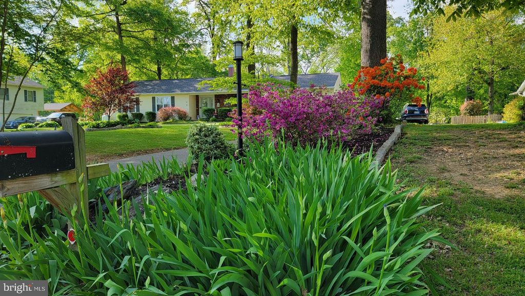 Image 61 of property listing at 4296 WOLF HILL DR, Hampstead, MD 21074
