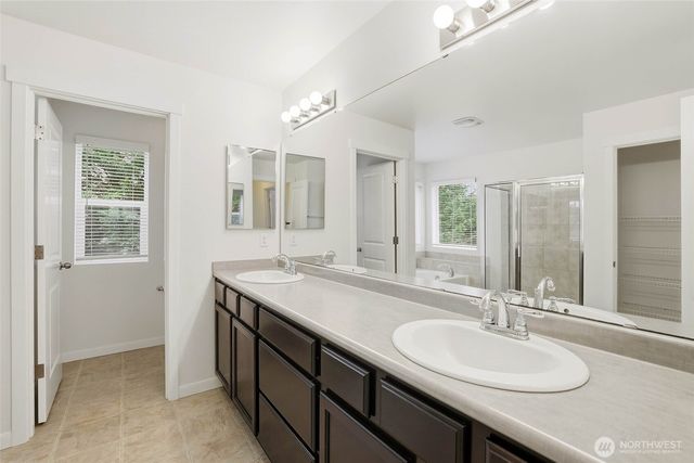 23532 117th Avenue SE, Kent, WA 98031