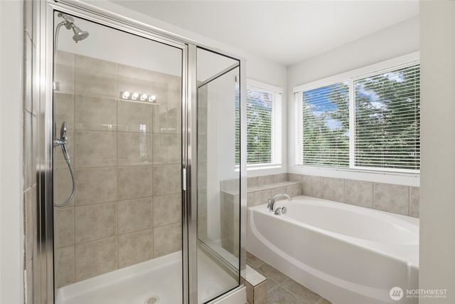 23532 117th Avenue SE, Kent, WA 98031