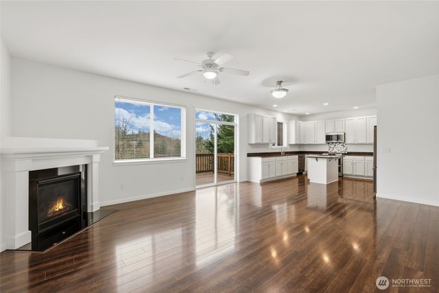 23532 117th Avenue SE, Kent, WA 98031